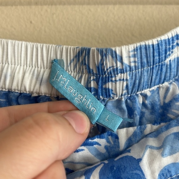 J. McLaughlin Eugene Pant in Blue Villa Palm with Overlapping Front Wrap Panels - Picture 4 of 8